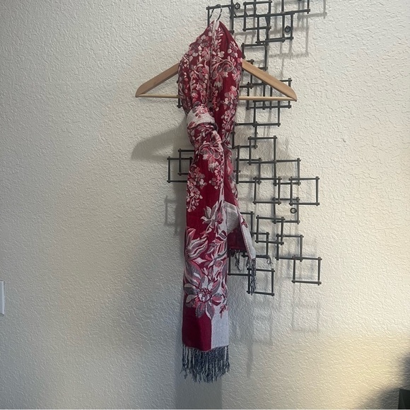 Cashmere Scarf - Flower design - Picture 8 of 8